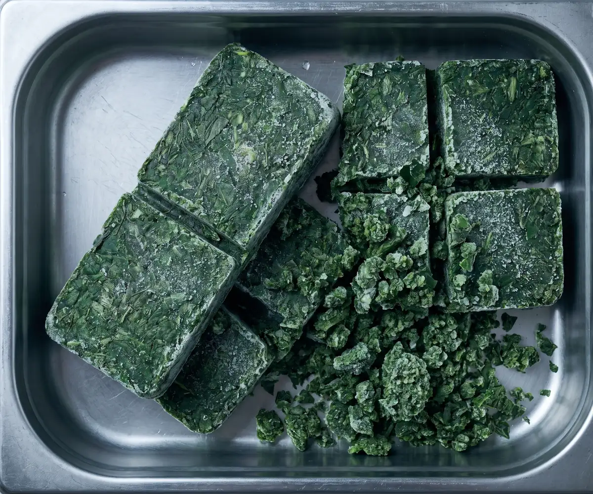 Egyptian frozen minced molokhia